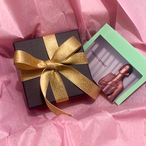 Gold and Beige Color Elegant Charms Enamel Heart Pearl Stud Earring - Picture 9 of 11